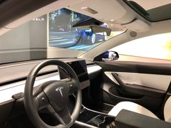 -TESLA 特斯拉(上海太古汇体验店)
