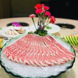 外皮酥脆可口，别看个头不大，料可是很实在