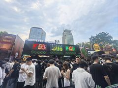 -龙湖杭州滨江天街