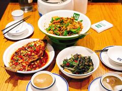 -黄兴南路步行商业街