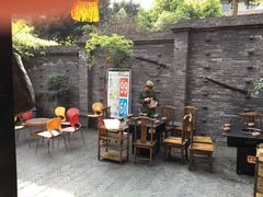 -佬革命主题火锅(玉沙路店)