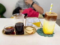 黄咖啡-五进制 Coffee Shop