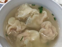 鲜虾馄饨-沈大成(南京东路店)