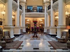 -LONG BAR 廊吧(外滩华尔道夫酒店)