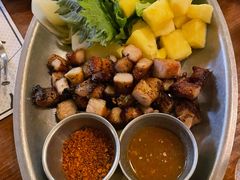 烤猪颈肉佐菠萝紫苏叶-Blac+Blac(中海环宇荟店)