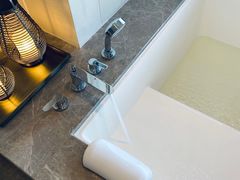 -瑰丽酒店·海吧·天际下午茶·现场DJ·天台酒吧
