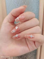 -吉吉靓甲美睫
