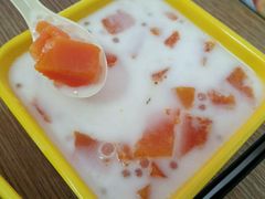 鲜奶炖木瓜-芬芳甜品(体育东横街店)