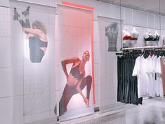 -NIKE品牌体验店(南京东路店)