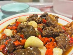 荷包蛋烧牛腩-羊子两室一厅