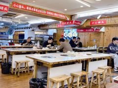 -老东镇啤酒屋海鲜加工·蒸汽海鲜·海鲜烧烤(台东店)