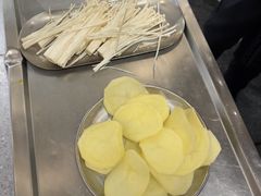 -赞酱川式烤肉(蜀都万达店)