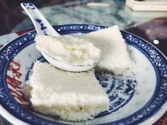 -赵记传承特色牛奶甜品(泉城广场店)