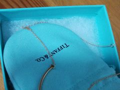 -Tiffany & Co.蒂芙尼
(杭州大厦店)
