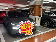 -浦东机场p4停车场