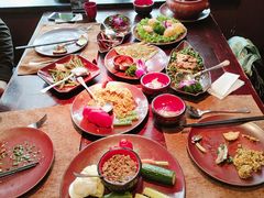 傣族生菜包肉-花马天堂云南餐厅 Lost Heaven(高邮路店)