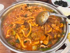 五花肉章鱼锅-蚂蚁家辣炒章鱼(海云台店)