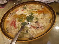 东北酸辣汤-鹤乡东北菜(崮山路店)
