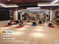 -贝菲特游泳健身(徐泾店)