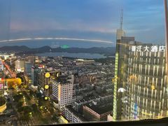 -Hi City·城市之巅