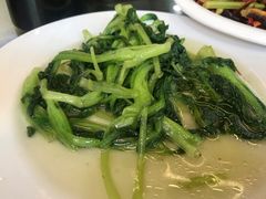 -东北四季饺子王(华山路店)