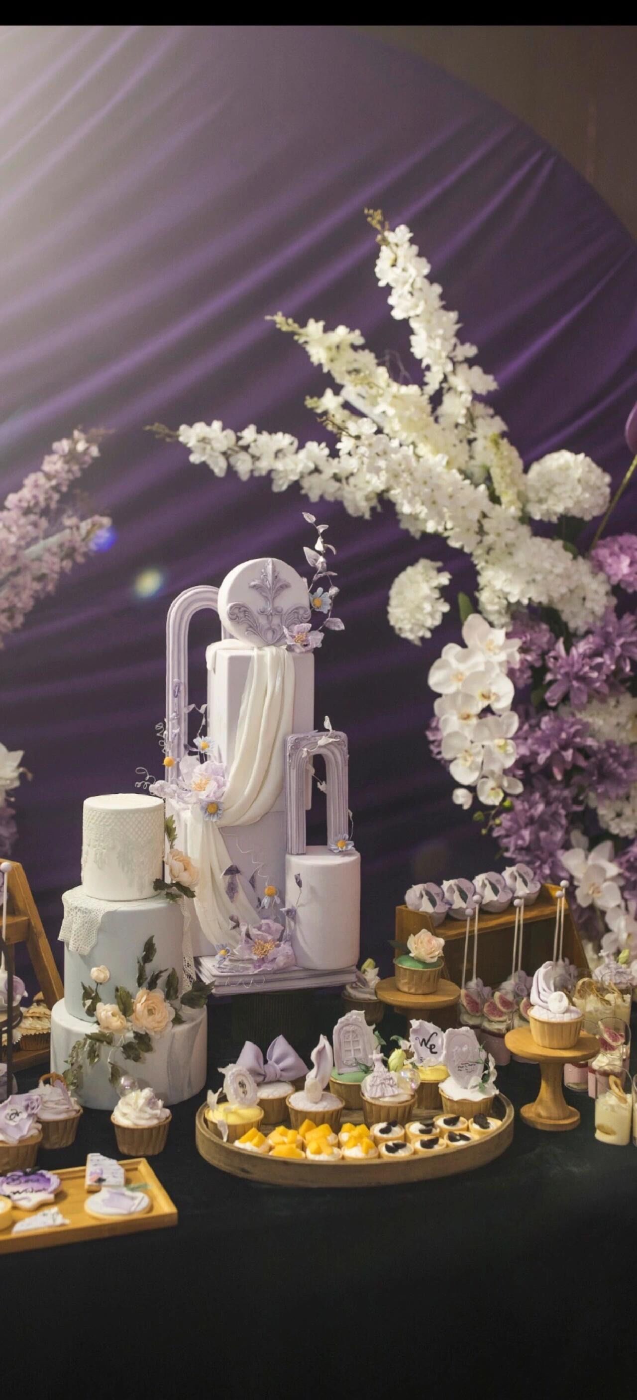 梦幻紫色婚礼布置