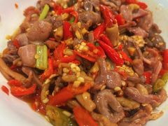-笨豆腐居民楼菜馆•江西小炒(天津开发区店)