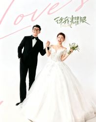 -城市花园婚纱摄影