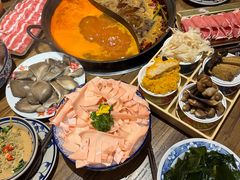 -旧街市鲜货老火锅(大光路店)