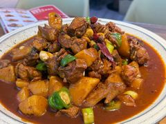 -俭寨大盘鸡·手抓肉·烧烤新疆菜(乌苏路店)