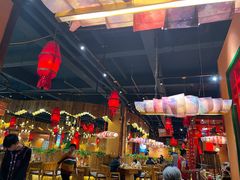 -老滇山寨•云南特色菜•地方菜•民族风情歌舞表演(金碧店)