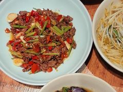 -聚鑫朋酸菜肥肠(九龙仓店)