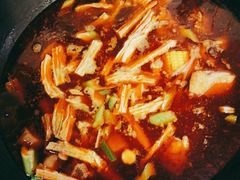 -人民公社铁锅炖·东北菜(卫国道店)