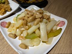 爽脆鲜藕尖-老班长手工灌汤包老店(东山店)