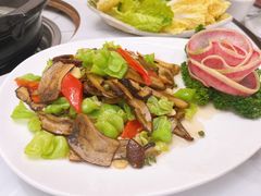-原林野山菌火锅·炒菌(关上野生菌一条街店)