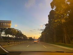 -一嗨租车(凤凰机场店)