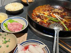 -四小区火锅·巷子里的重庆火锅(花照壁店)