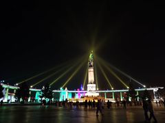 -人民防洪胜利纪念塔