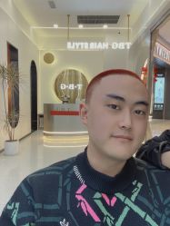 -CE·专业蛋白•羽毛接发·潮色烫染品牌店
