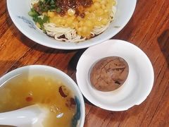 -兵哥豌豆面(雅颂居店)