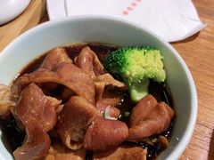 老卤肥肠面-囿面传统制面馆(中央路店)