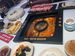 -老牌坊云南鱼豆花火锅(哈西万达店)