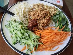 大理特色凉米线-云隐小厨·传统大理美食(复兴路店)