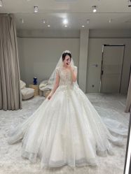 -Renee芮亦婚纱