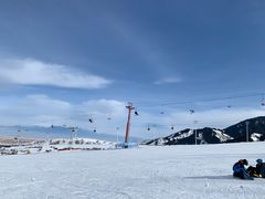 -丝绸之路山地度假区滑雪场