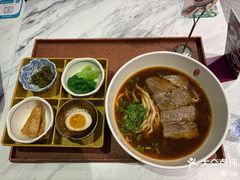 -康师傅私房牛肉面(申虹店)