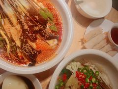 红油味钵钵鸡-嘉州叶婆婆钵钵鸡(建设路店)