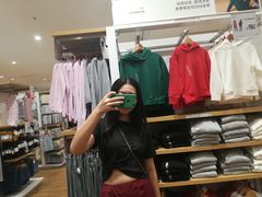 -优衣库(东莞东城万达广场店)