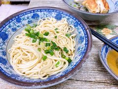 -无名氏宵夜小摊(祝家三姐妹馄饨店)