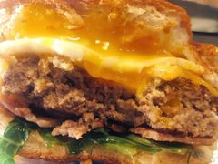 -HIGH FIVE哈福手工汉堡(桂林路店)